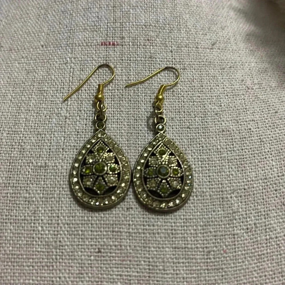 Vintage Crystal teardrop earrings, green and gold‎ - Picture 1 of 2
